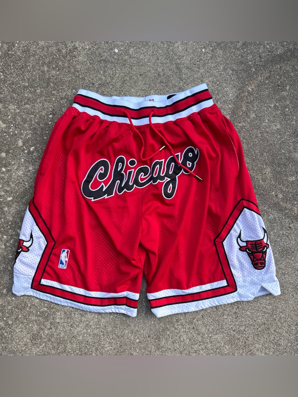 Just Don Chicago Bulls 1997-98 Basketball Shorts Large Red Sewn On Logo Retro
